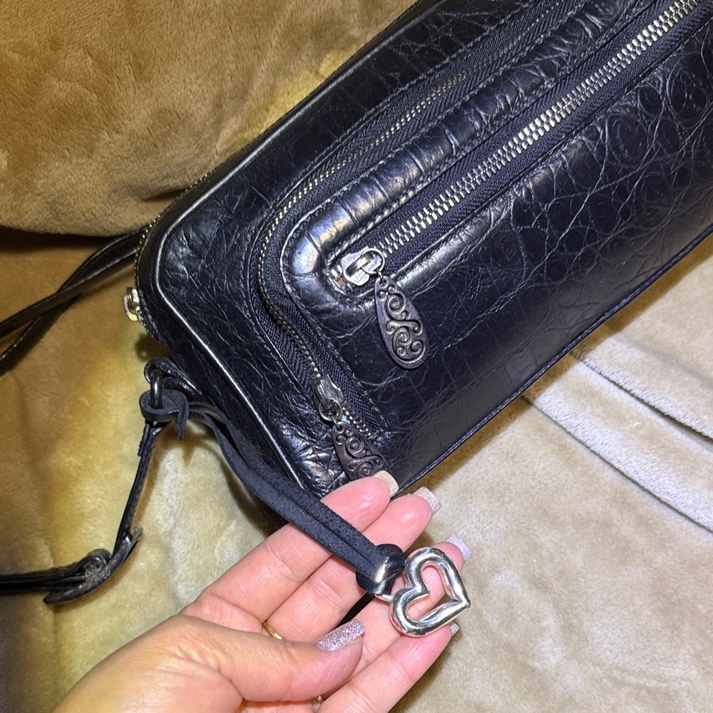 Vintage Brighton black leather embossed purse with plaid lining - Picture 7 of 11